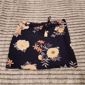 Navy blue floral, belted NAF NAF Paris miniskirt size EU 40.